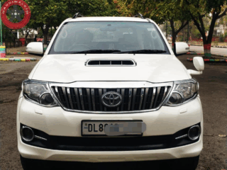 Toyota Fortuner 2013 9888988822