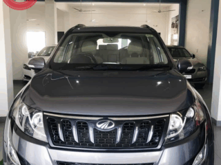XUV 500 W 10 9888988822