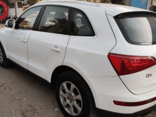AUDI Q 5 CALL  9888600077